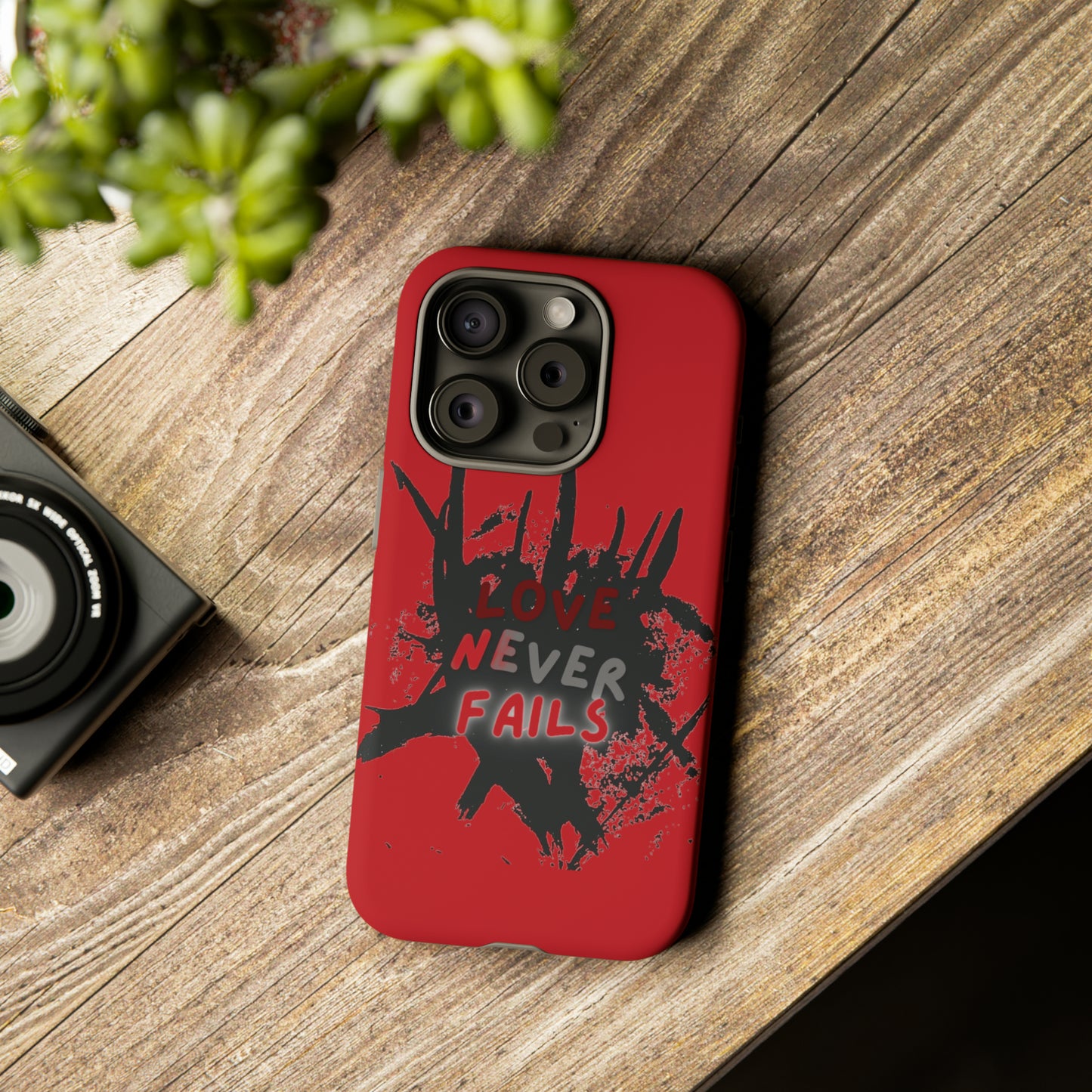 Love Never Fails Red Tough Cases